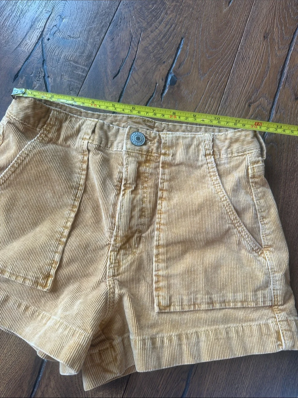 American Eagle Outfitters Mustard Corduroy High-Rise Girls’s Shorts